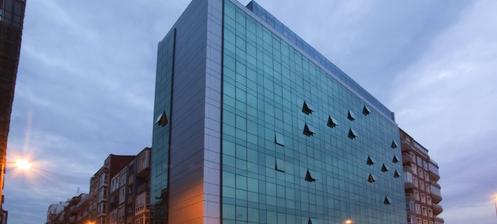 Hotel Príncipe de Asturias โรงแรมในกิฆอน