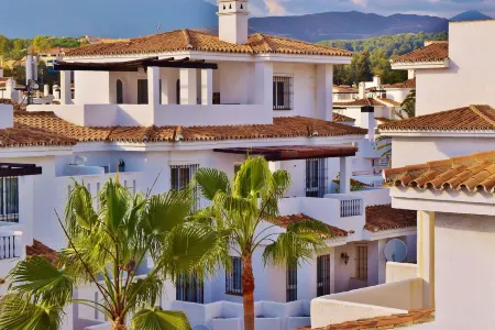 Serinamar- Los Naranjos de Marbella