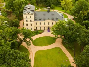 Chateau Mcely