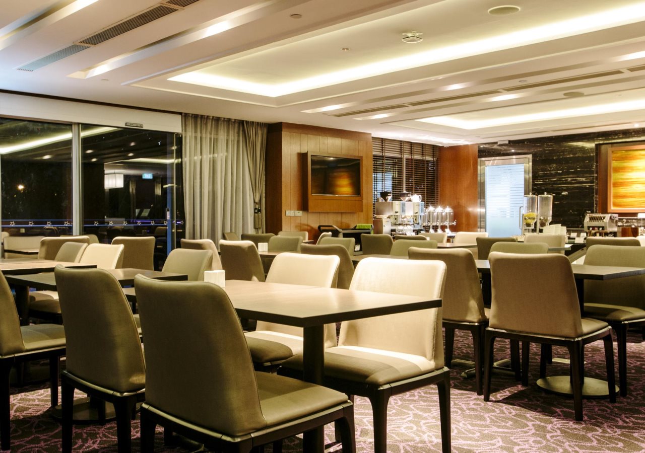 Aqueen Hotel Paya Lebar Singapore Over view