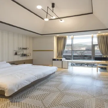 Hound Hotel Yongwon