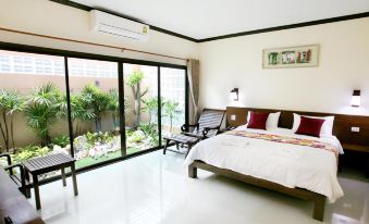 Baan Na Khon Hotel