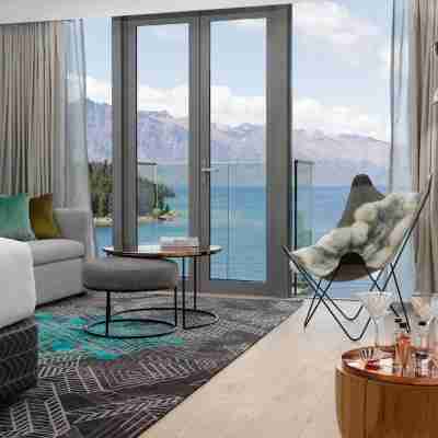 QT Queenstown, an EVT hotel Rooms