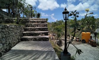 Tombong Limo Homestay
