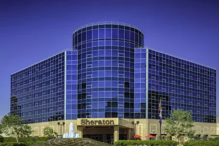 Sheraton Cerritos Отели рядом с достопримечательностью «Kosh»