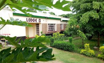 Lodge B Mawira