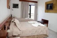 Royal Inn Hotel - 2-Star