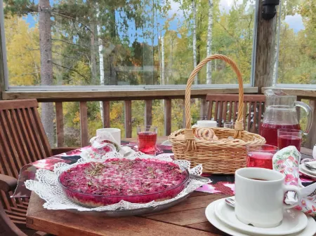 Lahdenpohja, Vaikon Loma 7