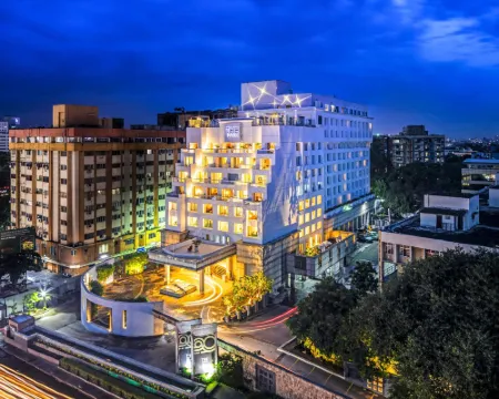 The Park Chennai โรงแรมในเจนไน