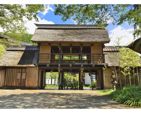 川場温泉かやぶきの源泉湯宿 悠湯里庵 川場村のホテル