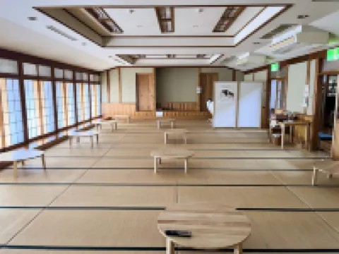 津川温泉 清川高原保養センター 阿賀町のホテル
