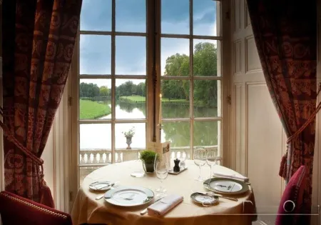 Château d'Ermenonville Отели в г. Трумийи