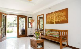 Casita Mia Bed & Breakfast - Housity