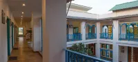 Arch the Baakhli Corbett Hotel di Kashipur