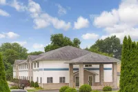 Super 8 by Wyndham Heath/Newark Hotels in Granville