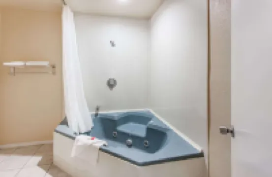 Travelodge by Wyndham San Diego SeaWorld