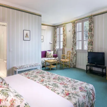 奎爾姆貝斯特韋斯特酒店 鄰近蒙彼利埃凱旋門的酒店