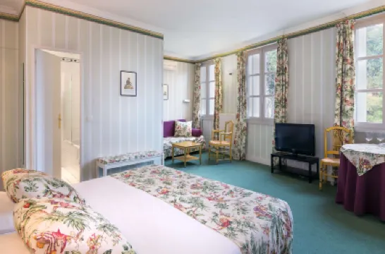 Best Western Hotel le Guilhem ル・ポリゴーン周辺のホテル