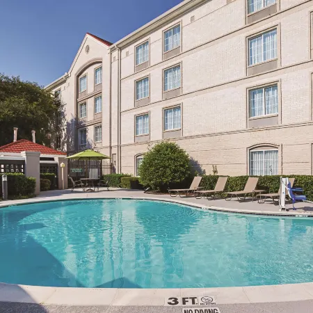 La Quinta Inn & Suites by Wyndham Dallas Plano West