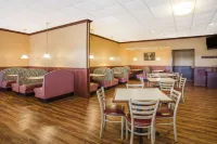 Ramada by Wyndham Wytheville - breakfast