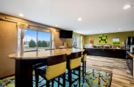 La Quinta Inn & Suites by Wyndham Emporia