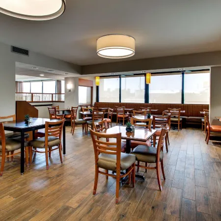 Drury Inn & Suites Bowling Green