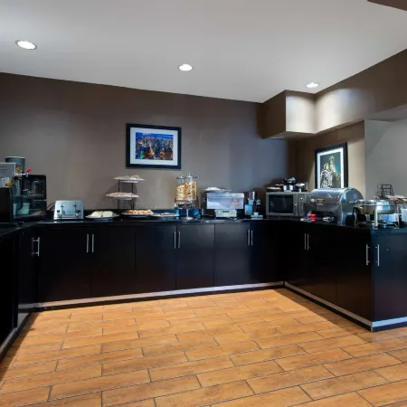 Ramada by Wyndham Glendale Heights/Lombard