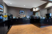 Ramada by Wyndham Glendale Heights/Lombard - breakfast