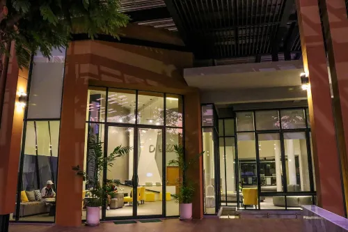 Dluxx Thammasat Hotels in Amphoe Khlong Luang