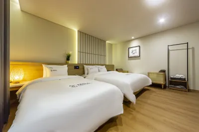 Daegu Bangogae Hotel Goblin Hotell i Seo-gu