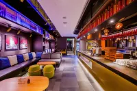 Berman Hotel Shanghai Lujiazui Oriental Pearl Branch - bar