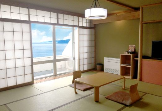 브리즈베이 씨사이드 리조트 아타미