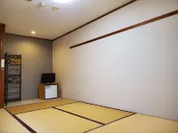 Ryokan Kume Himawari Sou Hotels near Michi-no-Eki Koibito no Seichi Utazu Rinkai Park