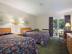 Travelodge by Wyndham Bracebridge