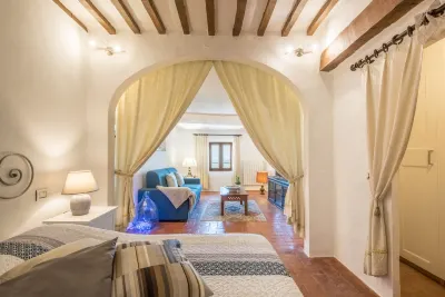 Apartment in the Heart of Radicondoli with Views over the Hills and Wi-Fi