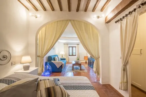 Apartment in the Heart of Radicondoli with Views over the Hills and Wi-Fi