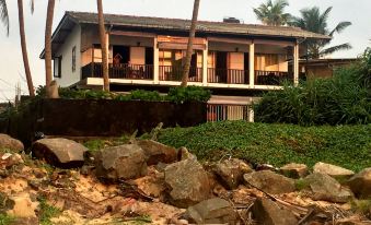 Beach Villa Yin Near Hikkaduwa, with Pool and Cook - Semi-Detached House