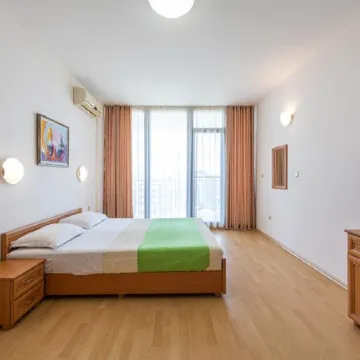 Apartment in Trakia Plaza