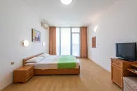 Apartment in Trakia Plaza