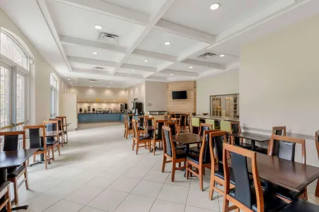 Country Inn & Suites by Radisson, Elk Grove Village/Itasca Отели в г. Блумингдейл Тауншип