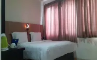 Lerina Hotel & Conference Syariah Banjarbaru Hotel dekat Alaska Park Banjarbaru