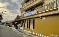 Omah Belimbing Near Abm Malang Mitra RedDoorz Hotels in Blimbing Subdistrict