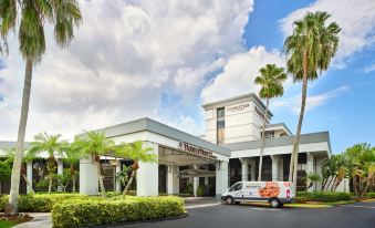 DoubleTree by Hilton Hotel & Executive Meeting Center Palm Beach Gardens