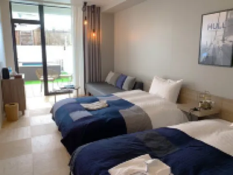 Osaka Hokko Marina Hull