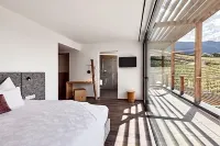 Haller Suites & Restaurant