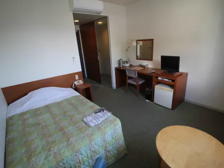 Nobeoka Hotel Отели рядом со станцией JR Mimitsu station