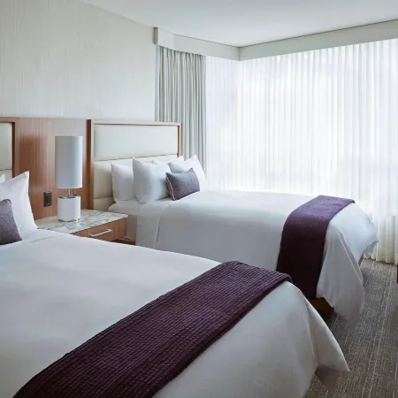 Vancouver Marriott Pinnacle Downtown Hotel