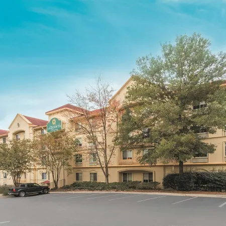 La Quinta Inn & Suites by Wyndham Raleigh/Durham Southpoint