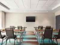 Home2 Suites by Hilton Milwaukee West 밀러 공원 주변 호텔