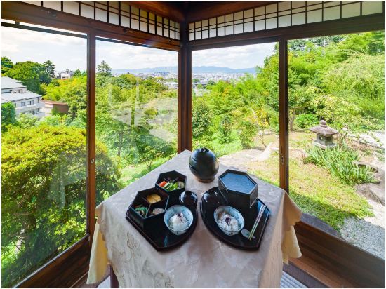京都東山　三塔庵